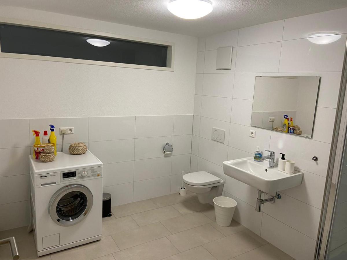 Grosszugiges Apartment In Biberach An Der Riss Luaran gambar